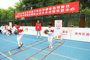 斯帕莱蒂：我非常想念那不勒斯，我很高兴能够拥抱托蒂